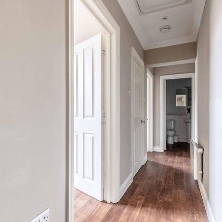 Cosy Central Windsor Apartment & Free Parking! Exterior foto